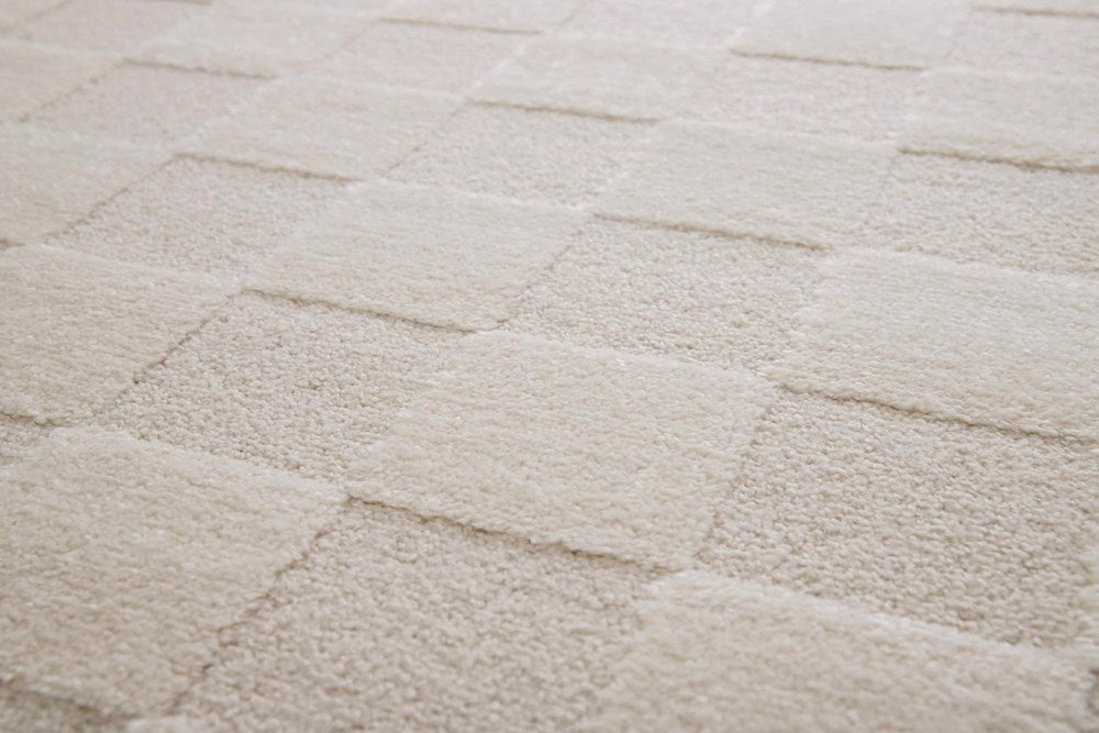 Ivory Chequered Rug
