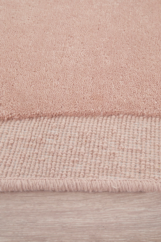 Dusty Pink Curved Woollen Rug