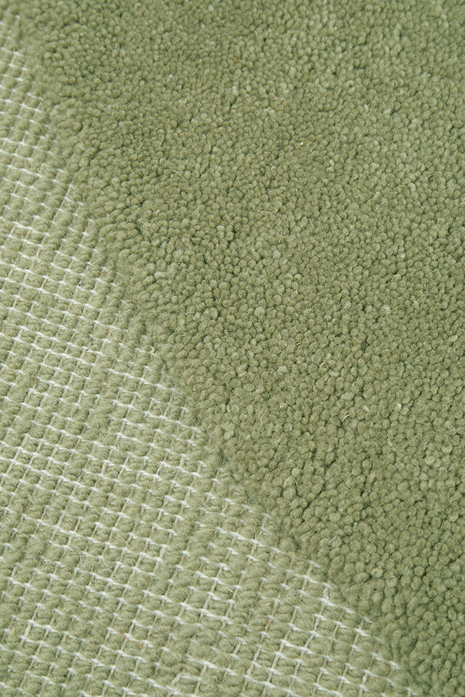 Moss Green Curved Woollen Rug