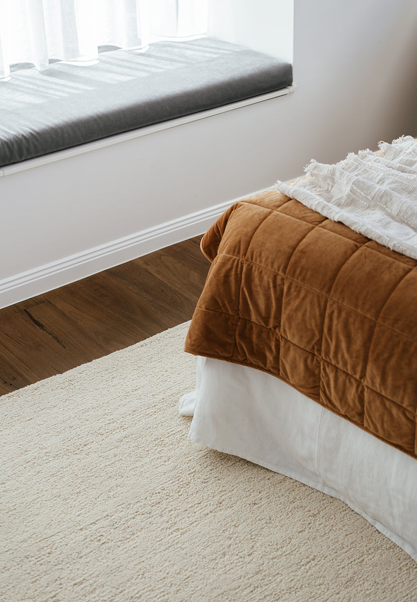 Ivory Cream Pebble Textured Wool Rug