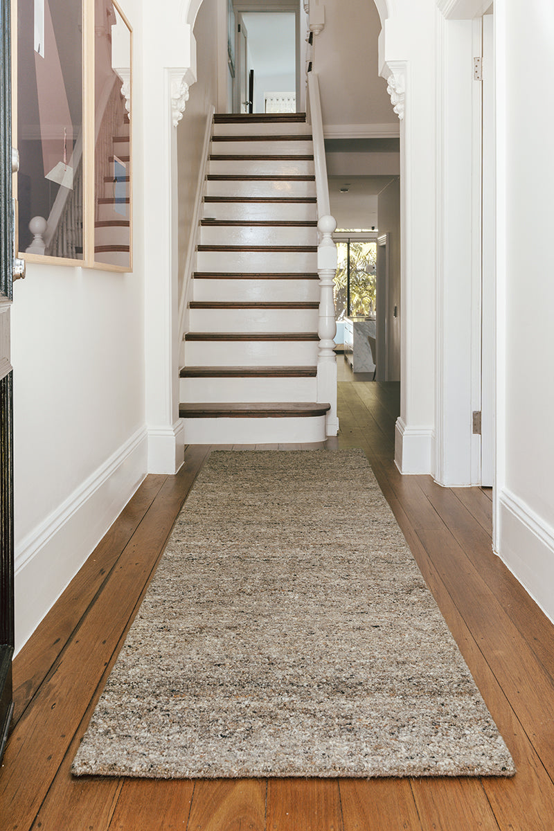 Driftwood Greige Pebble Textured Wool Rug