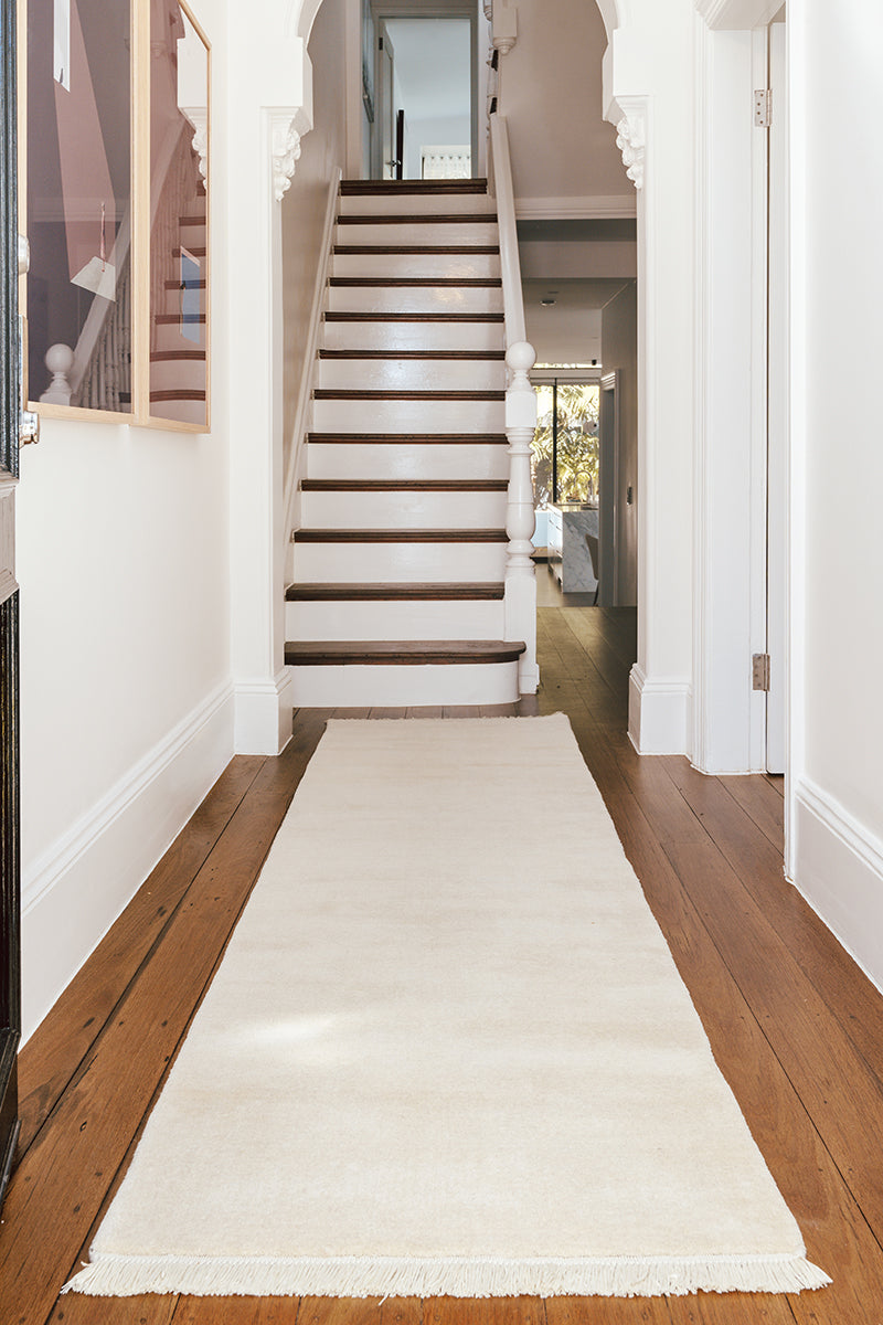 Hand-Loomed Cream Tassel Wool Rug