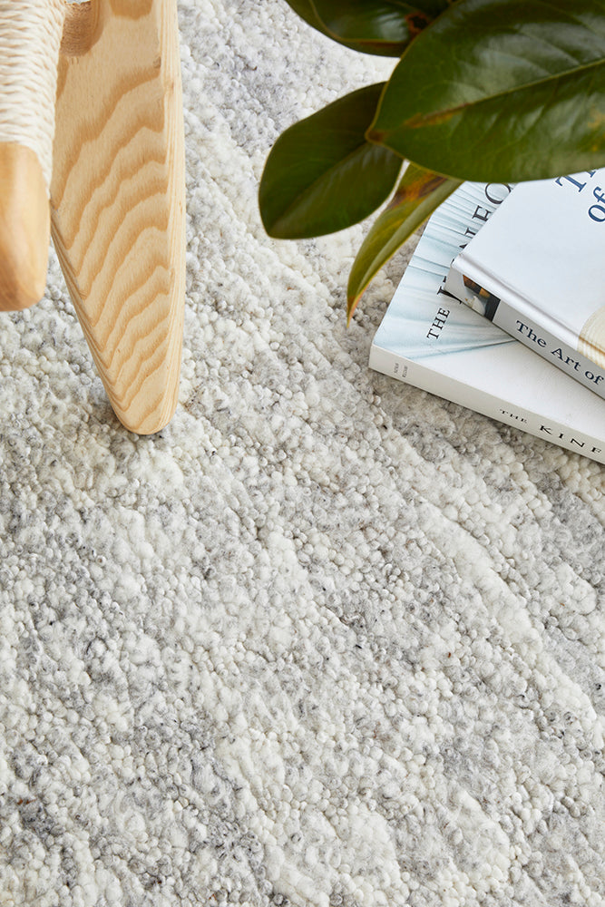 Terra Silver Wool Fringe Rug