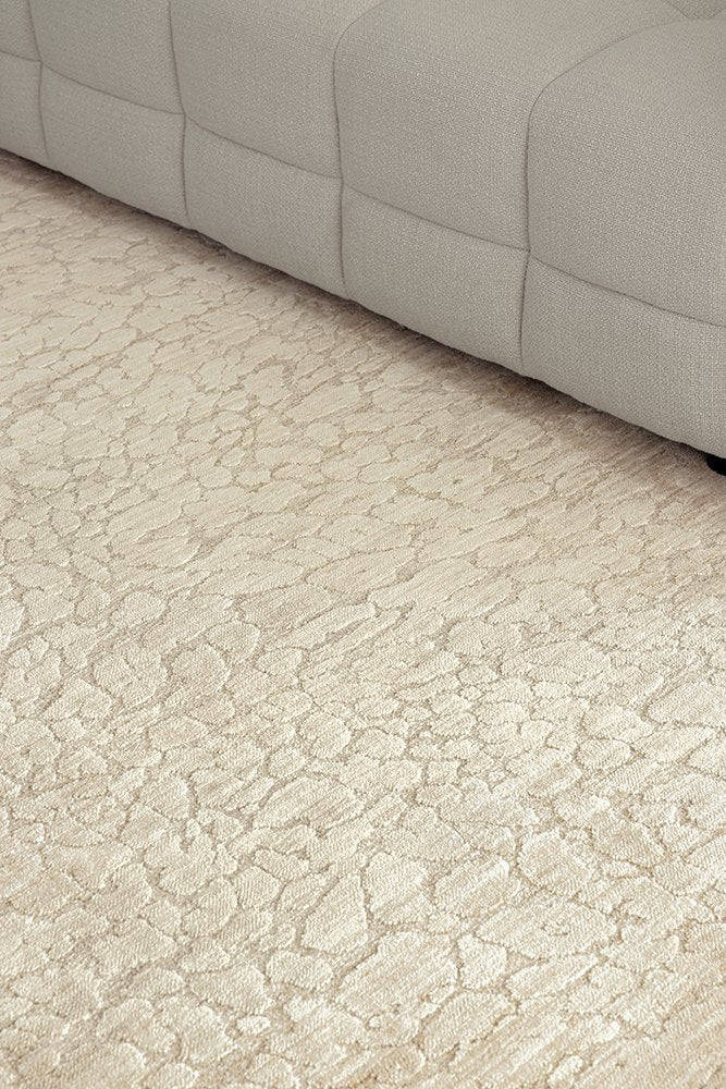 Emma Blomfield Rogue Linen Textured Rug – Neutral Beige