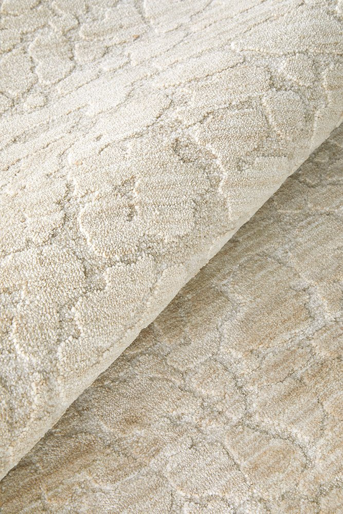 Emma Blomfield Rogue Linen Textured Rug – Neutral Beige