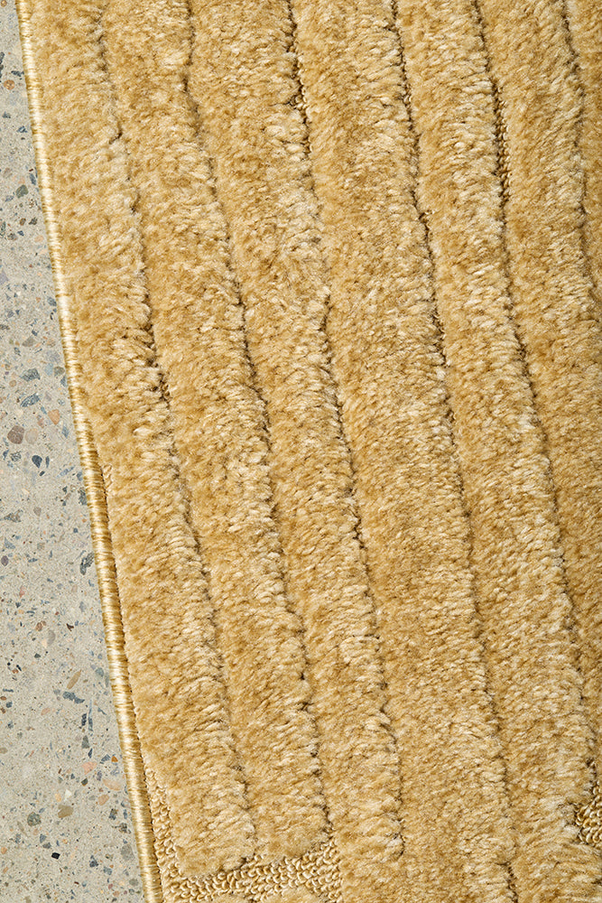 Camel Linear Textured Glam Rug