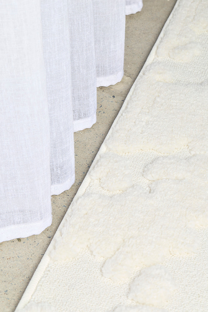 Off-White Textured Glam Rug