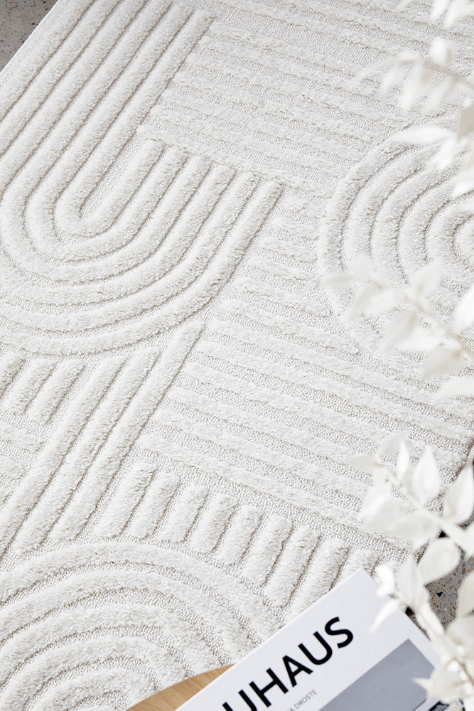 Astrid Arch Off-White Pattern Rug
