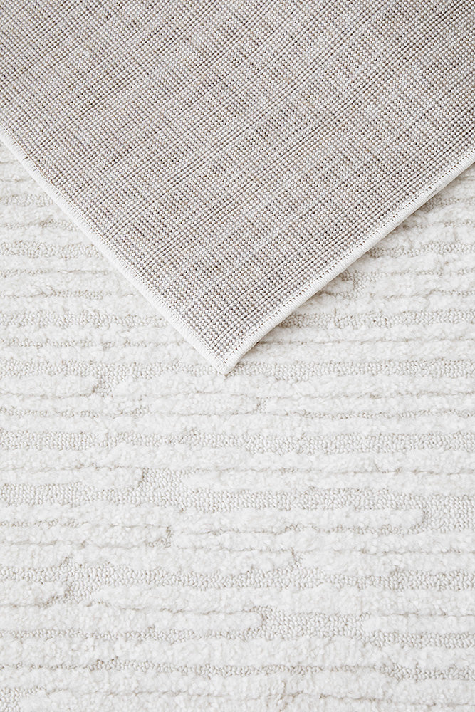 Astrid Zuri Off-White Texture Rug