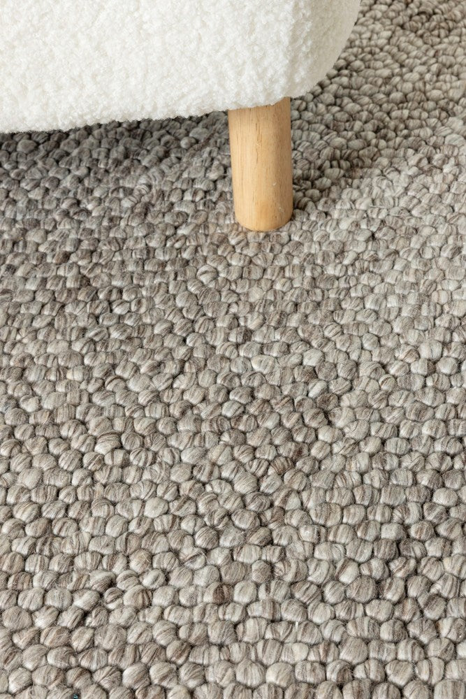 Ovation Basalt Pebble Textured Wool Rug