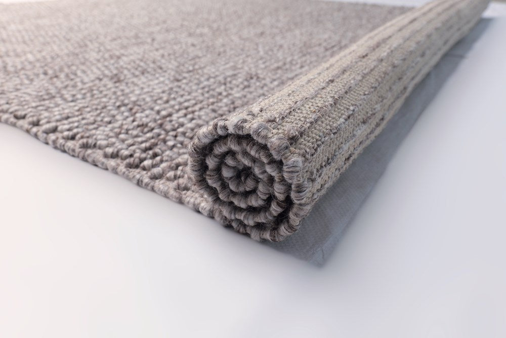 Ovation Basalt Pebble Textured Wool Rug