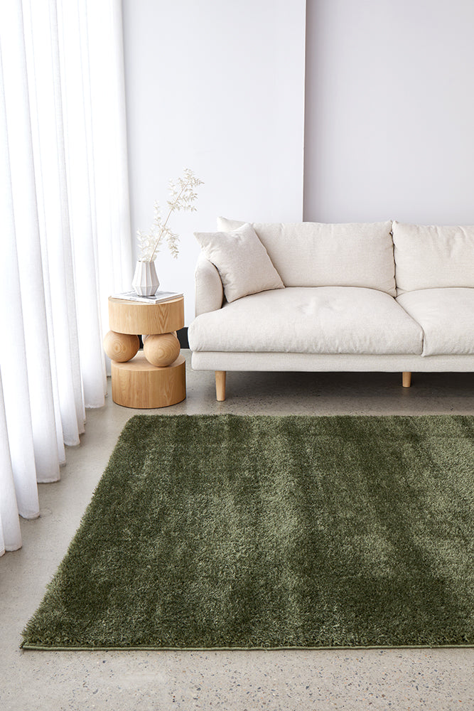 Lush Green Shag Rug