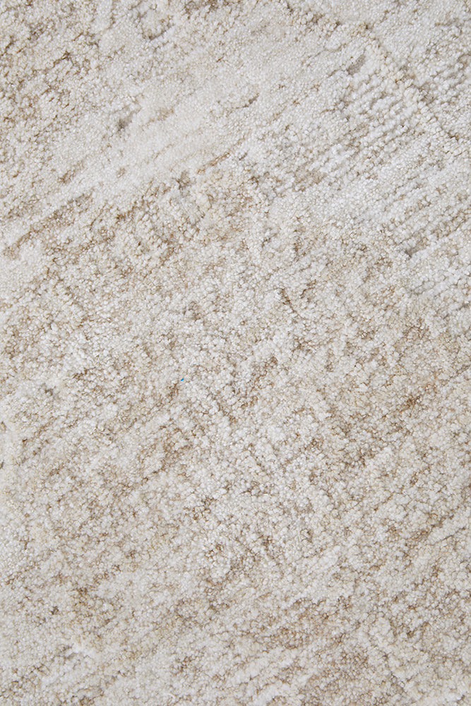 Oatmeal Bloom Fringed Rug