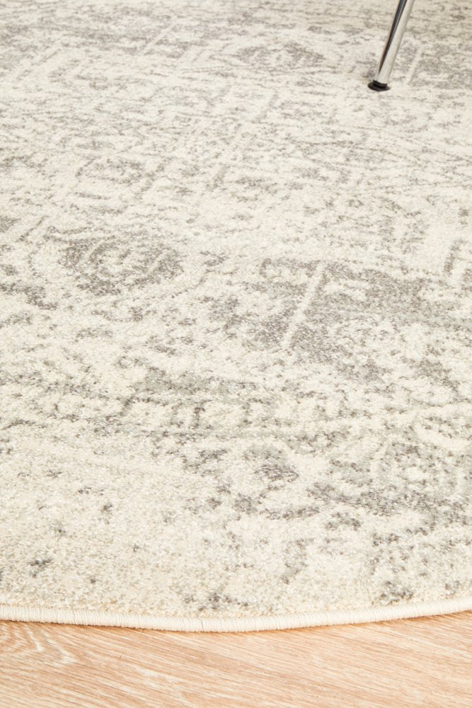 Dream White Silver Transitional Round Rug