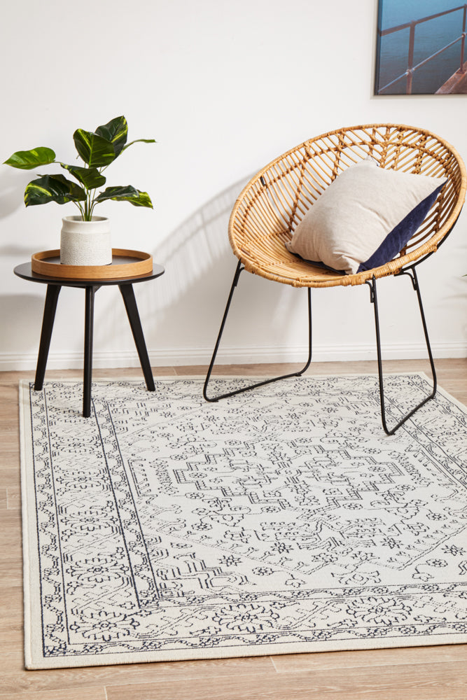 Oceana Patterned White Outdoor Rug