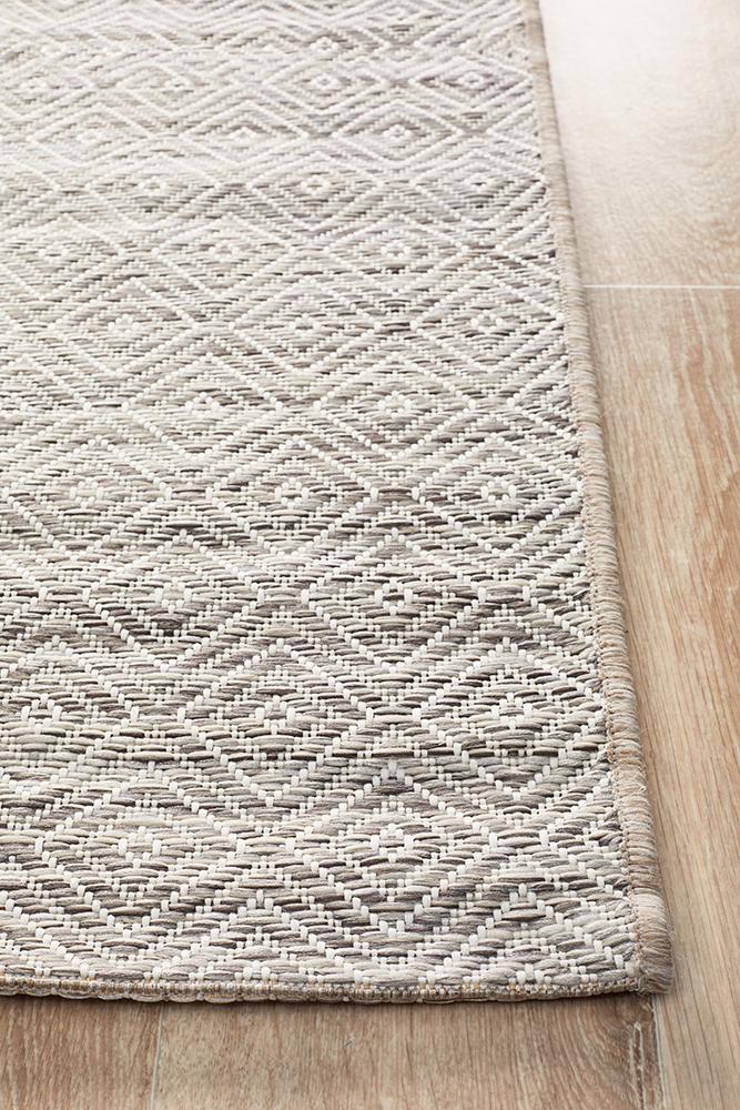 Promenade Outdoor Clara Diamond Natural Rug