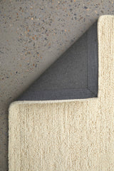 Ivory Cream Pebble Textured Wool Rug