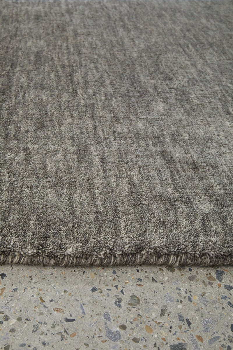 Hand-Loomed Seal Grey Tassel Wool Rug