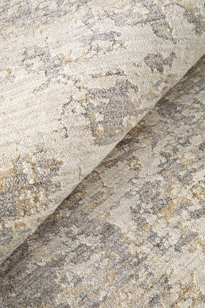 Emma Blomfield Haze Slate Rug – Abstract Layers