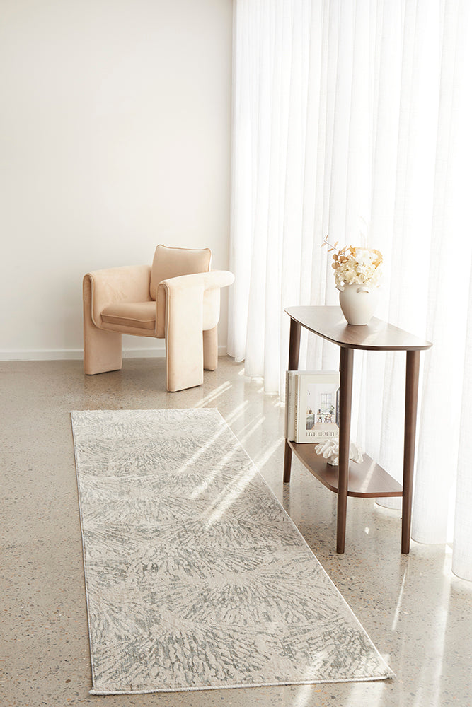 Emma Blomfield Plume Frost Rug – Soft Organic Motif