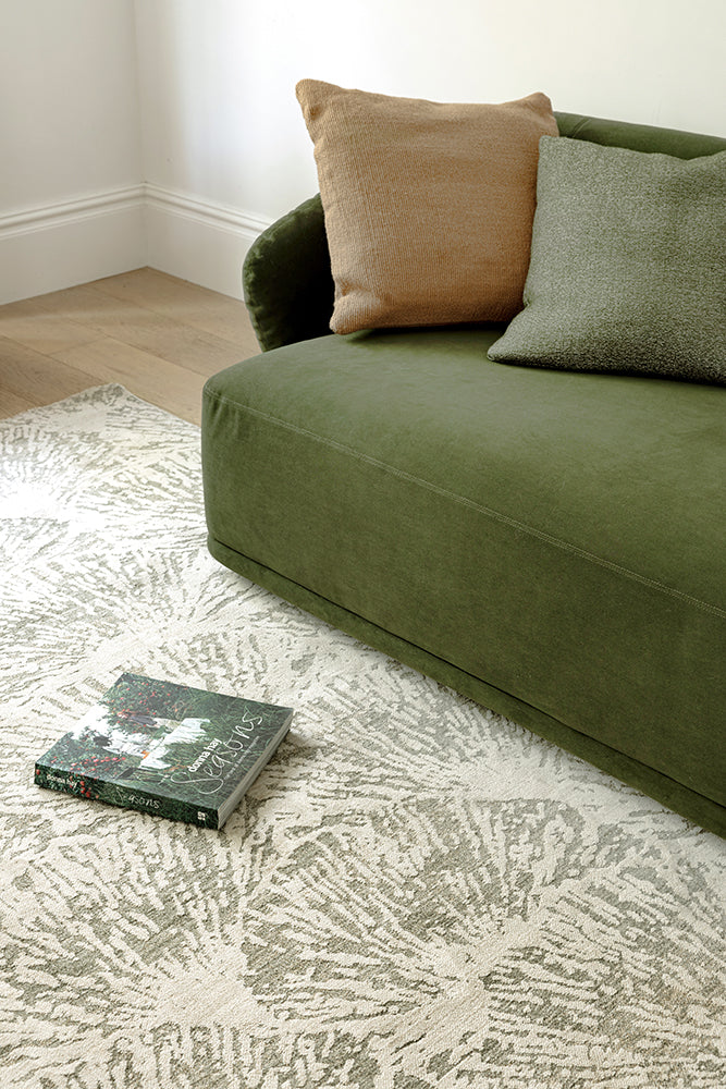 Emma Blomfield Plume Moss Rug – Soft Organic Motif