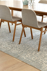Emma Blomfield Rogue Mist Textured Rug – Pebble Patterned