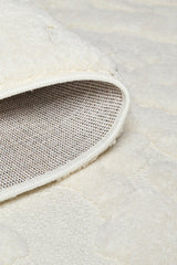 Off-White Textured Glam Rug