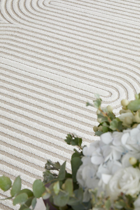 Astria Mid-Century Beige & White Rug