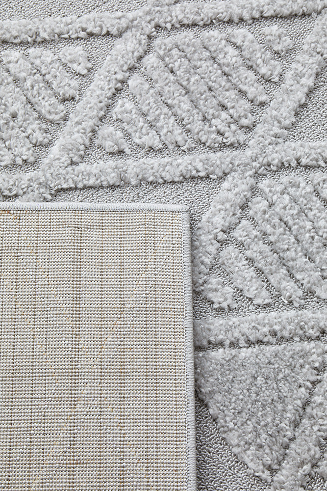 Astrid Liya Silver Texture Rug