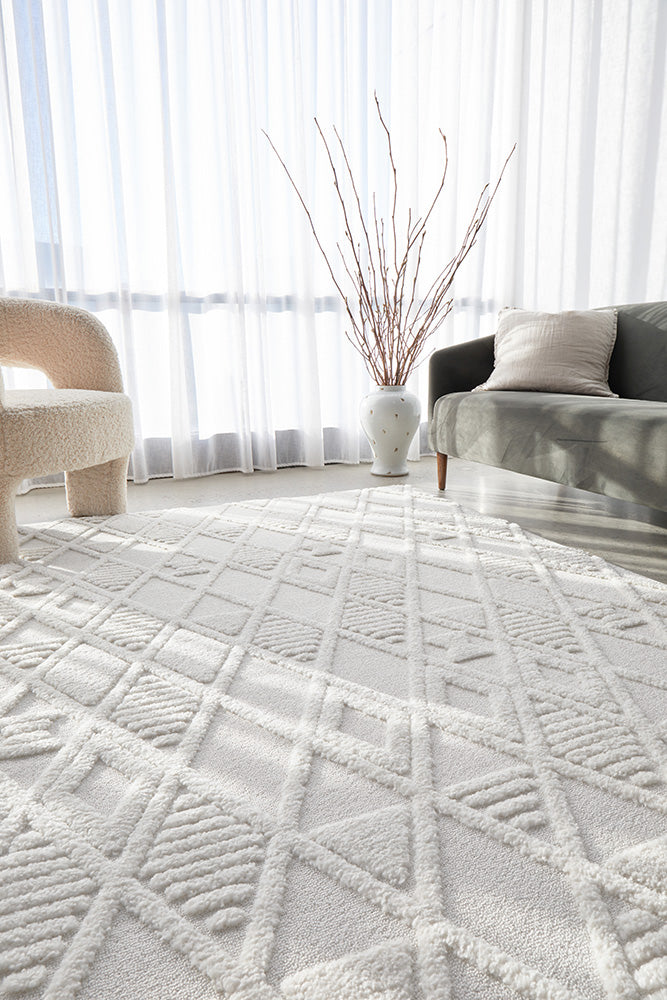 Astrid Liya Off-White Texture Rug