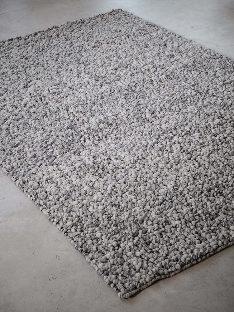 Aspen Pebble Black and White Wool Rug