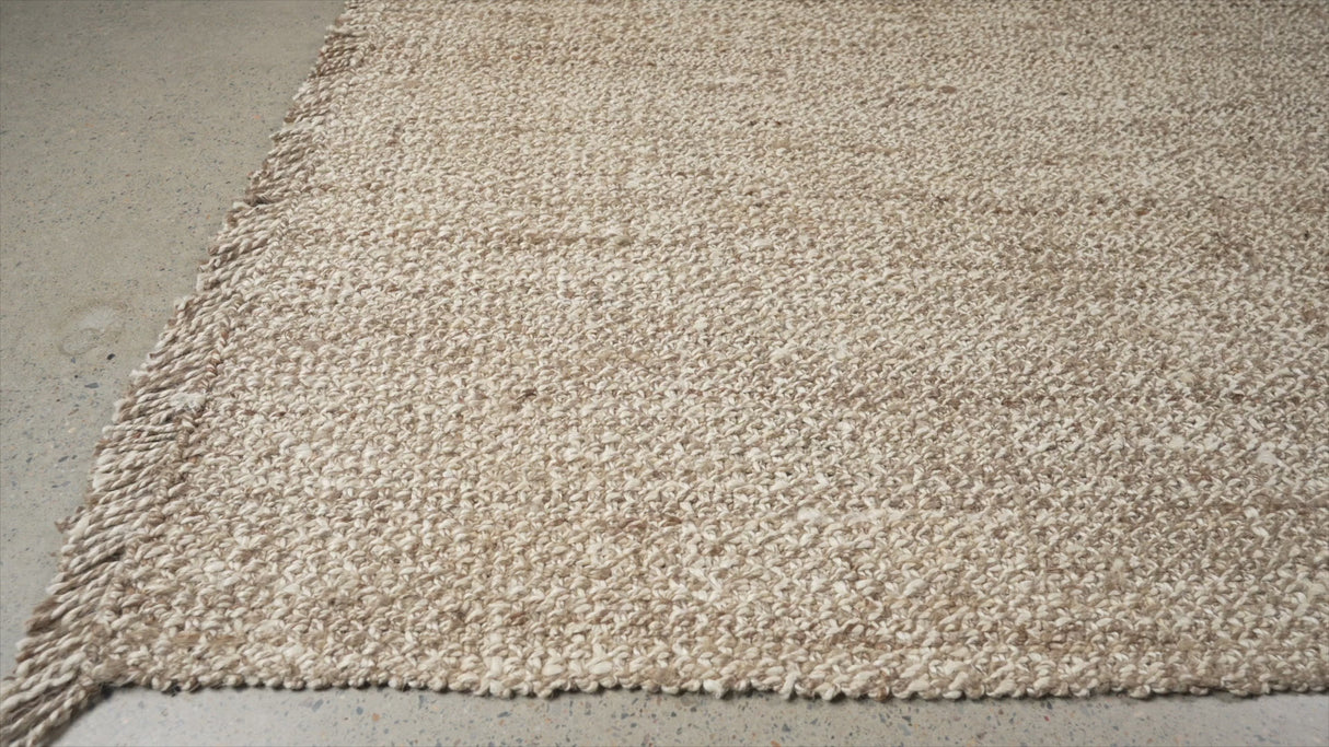 Mallow Silver Jute Fringed Rug