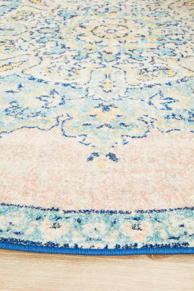 Boulevard Flamingo Round Transitional Rug