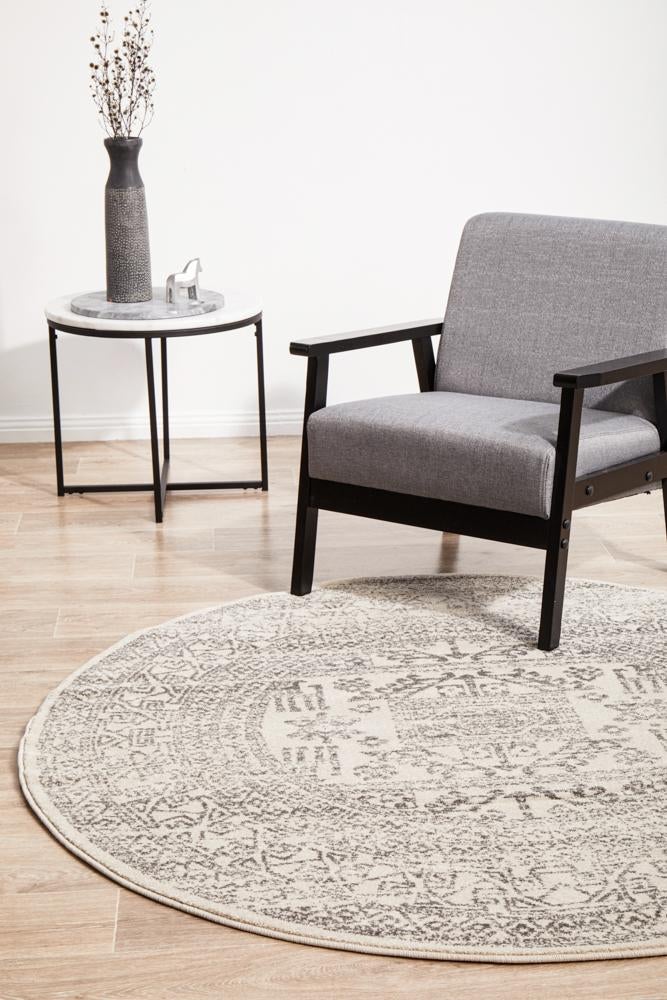 Aztec Silver Transitional Round Rug – Lost Design Society