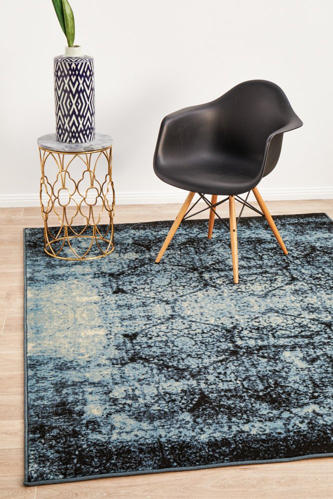 Elisabeth Heritage Transitional Rug Navy