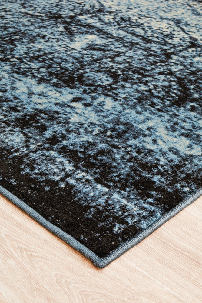 Elisabeth Heritage Transitional Rug Navy