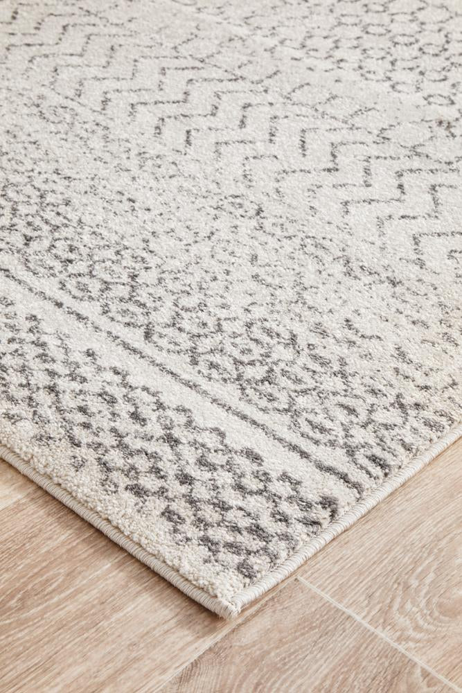 Hazan Silver Transitional Rug