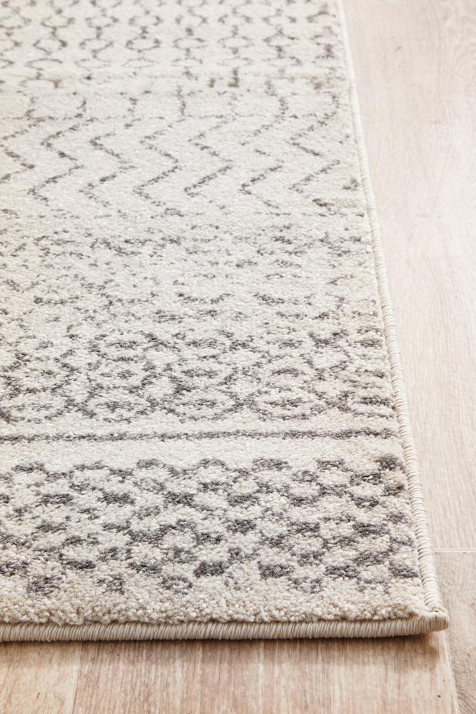 Hazan Silver Transitional Rug