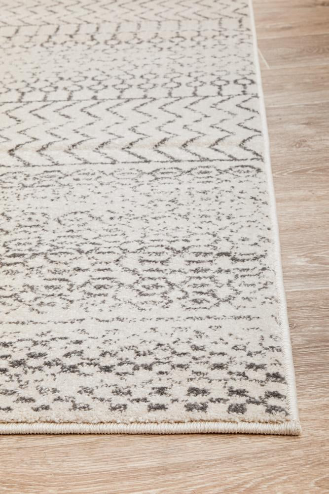 Hazan Silver Transitional Rug