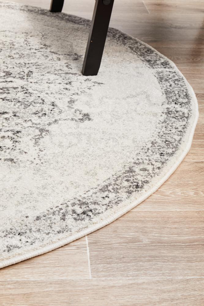 Zada Silver Transitional Round Rug