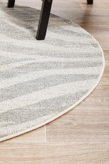 Sierra Silver Transitional Round Rug