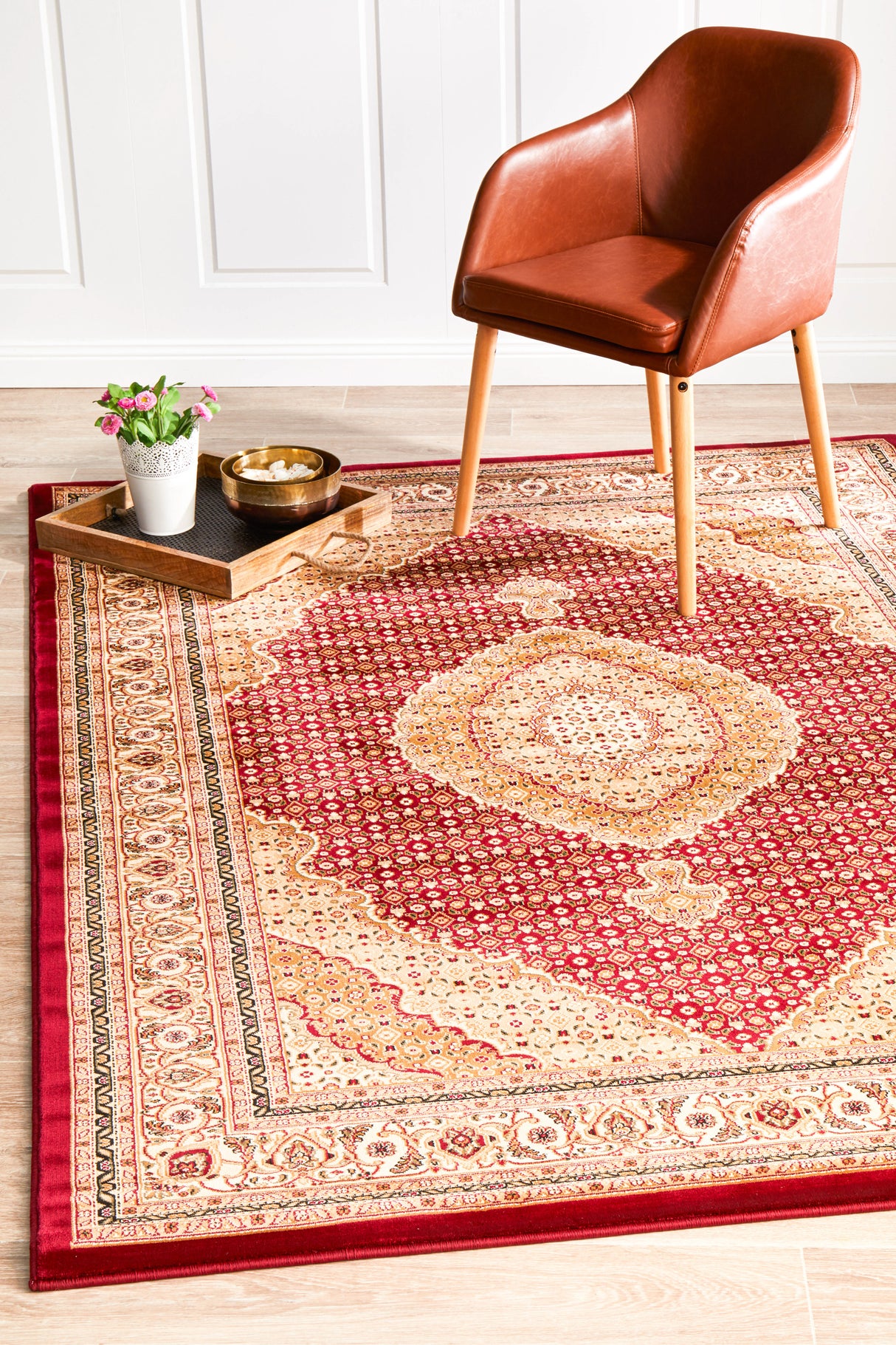 Stunning Formal Oriental Design Rug Red