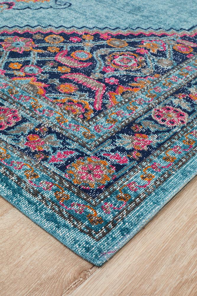 Vintage Distressed Eternal Diamond Blue Rug