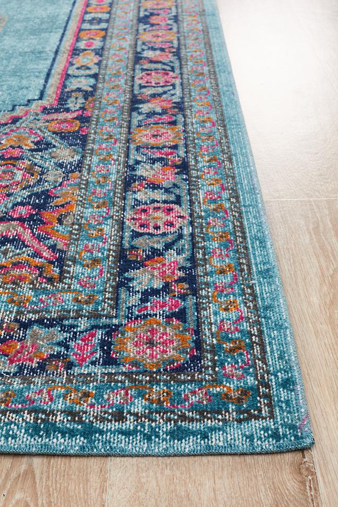 Vintage Distressed Eternal Diamond Blue Rug