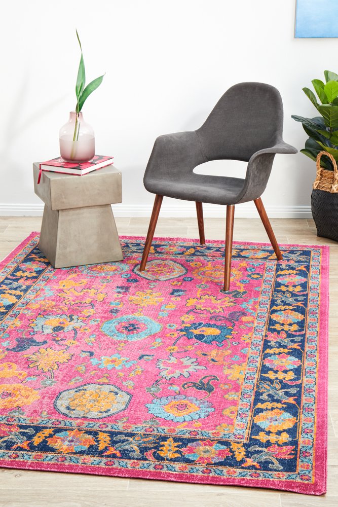 Vintage Distressed Eternal Corners Pink Rug