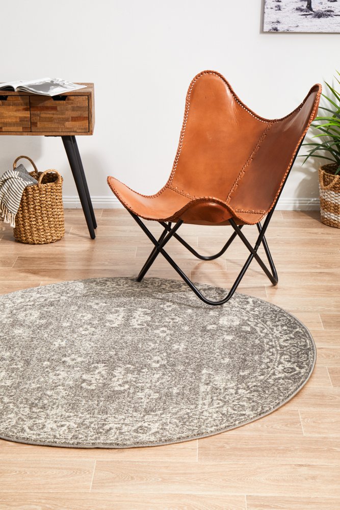 Pidegon Grey Traditional Round Rug