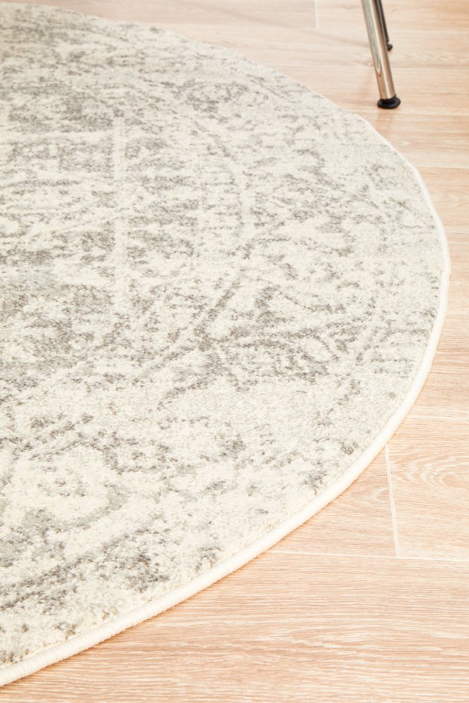 Dream White Silver Transitional Round Rug