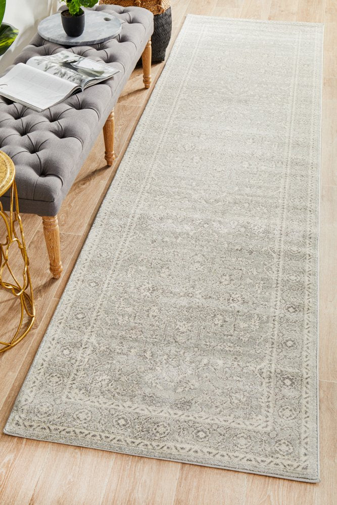 Silver Flower Transitional Rug