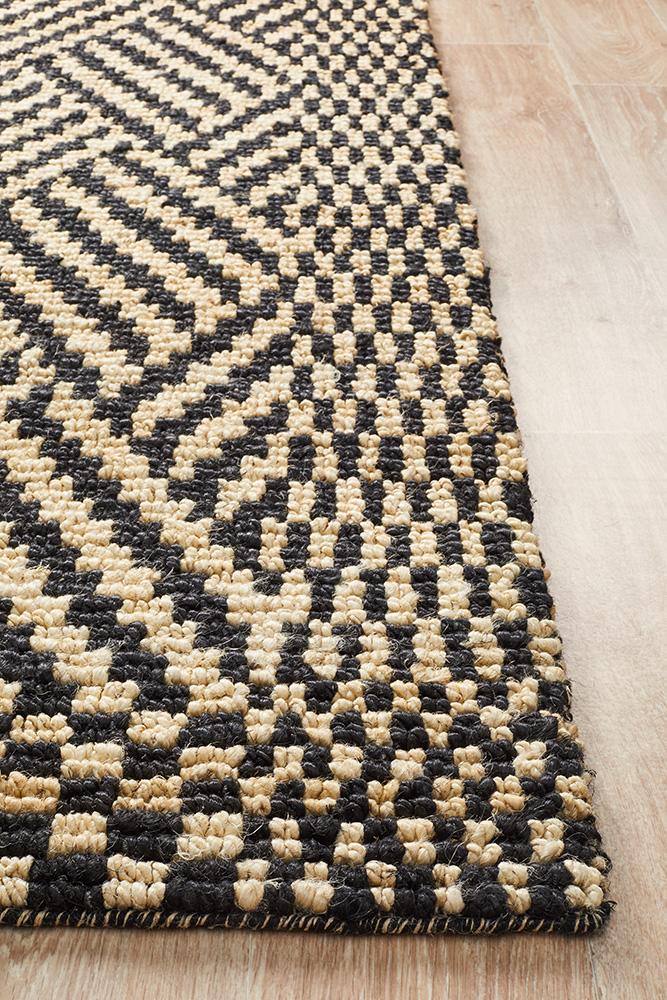 Kimi Hand Woven Tribal Jute Rug