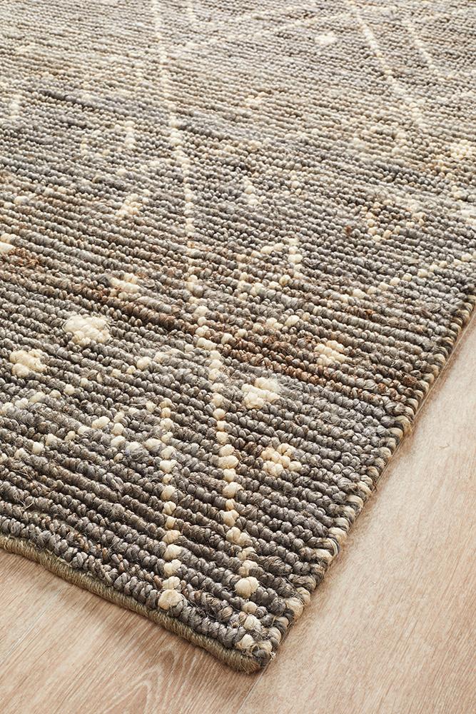 Misu Hand Woven Tribal Jute Rug